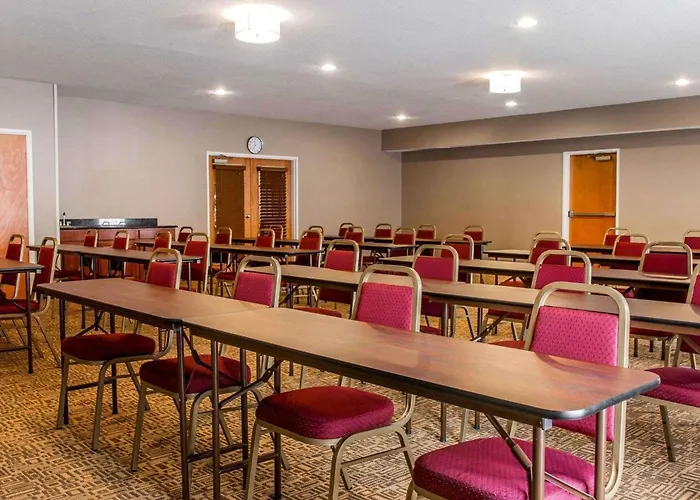 Comfort Suites Benton Harbor - St Joseph