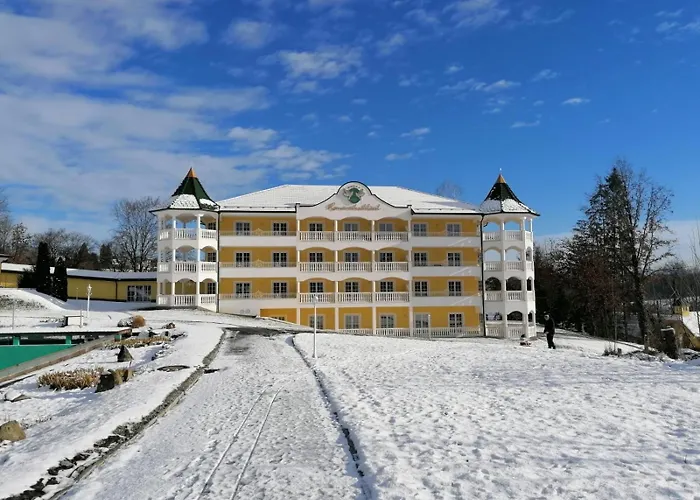 Wellnesshotel Parkschloessl Zu Thyrnau Ihr Adults Only Spa Resort