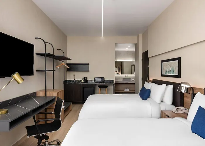 Tryp By Wyndham Ciudad Guzman Uttsa
