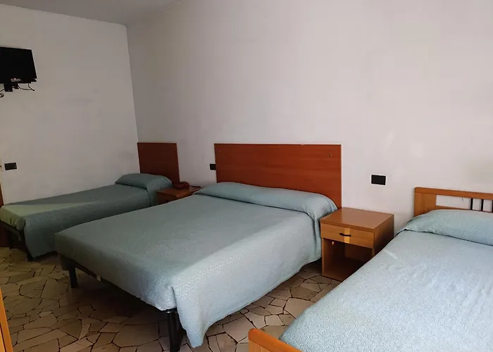 Hotel Mira