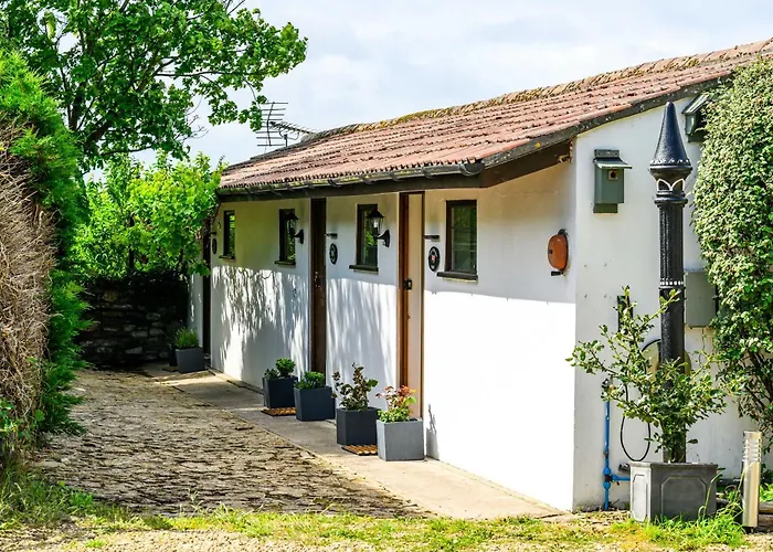 Lavender - Delightful Stables Conversion By Stae-Homes