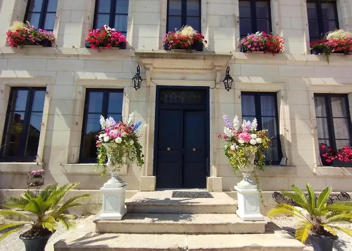 Le Palazzo Yes