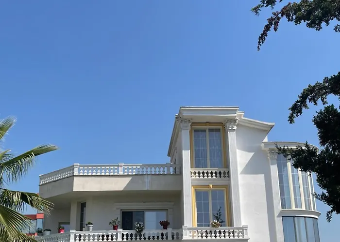 Vila Briart