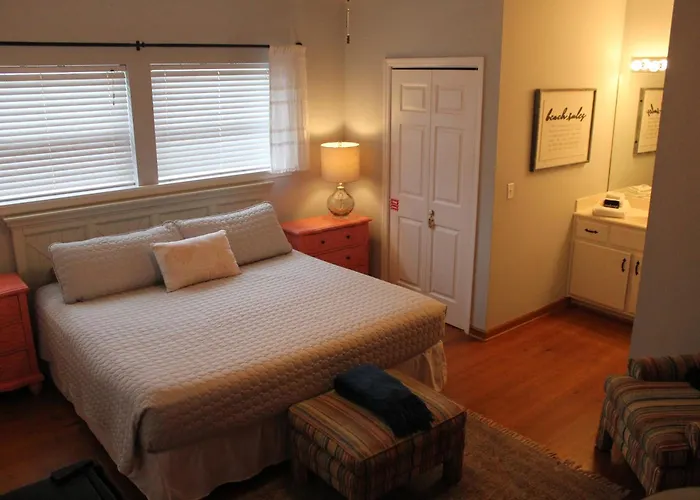 Turtle Beach Inn
