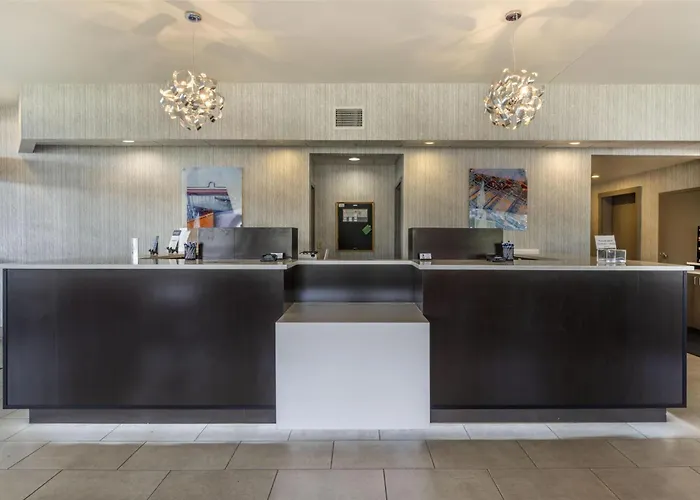 Best Western Plus Castlerock Inn & Suites