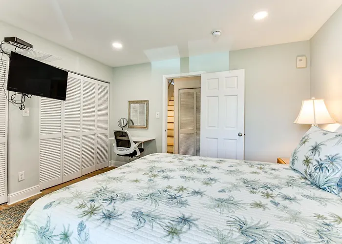 Seaside Panama City Beach Condo W/ Outdoor Pool!
