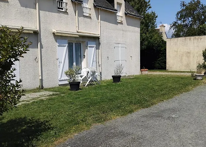 La plage à 350m-le Centre à 500m- Agréable Studio