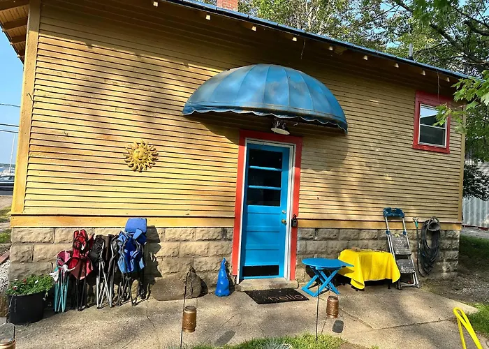 Bluffton Breeze Cottage