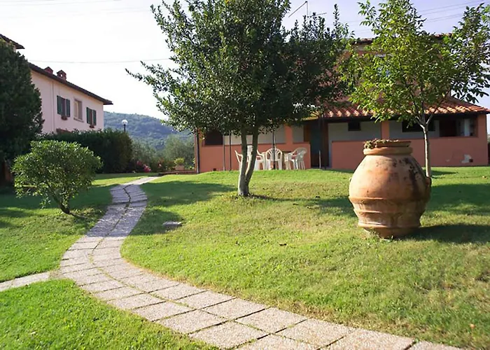 Agriturismo Fattoria Loppiano 4-0