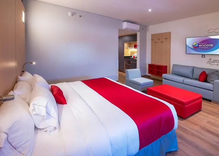 Ramada Encore By Wyndham Guadalajara Aeropuerto