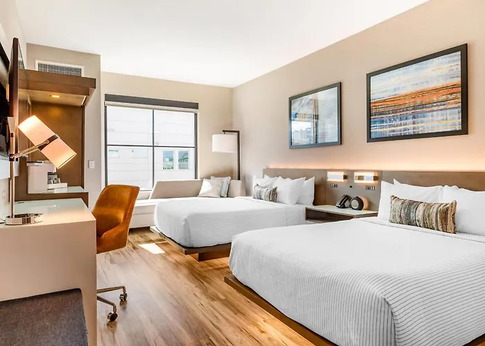 Cambria Hotel New Haven University Area