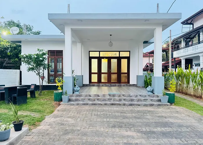 Negombo Signature Villa