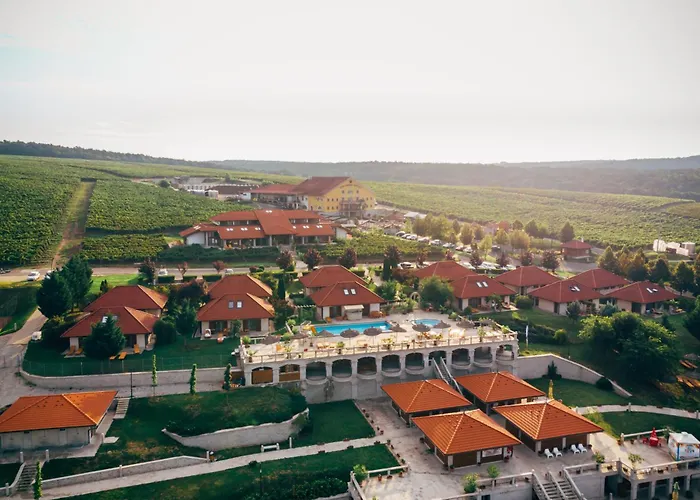 Egri Korona Borhaz Es Wellness Hotel