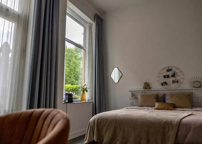 "In De Kloosterhof" Gratis Prive Parkeren