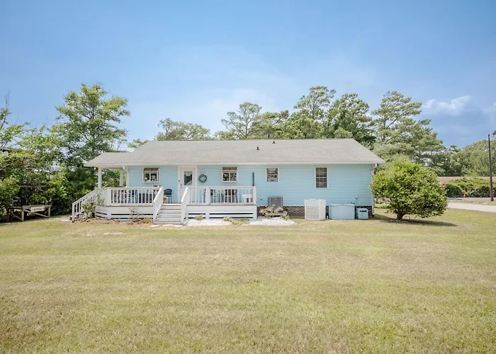 Cottage Breeze By Oak Island Accommodations