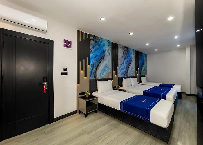 The Great Airport Hotel & Restaurant
