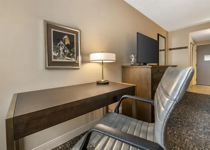 Best Western Plus The Normandy Inn & Suites