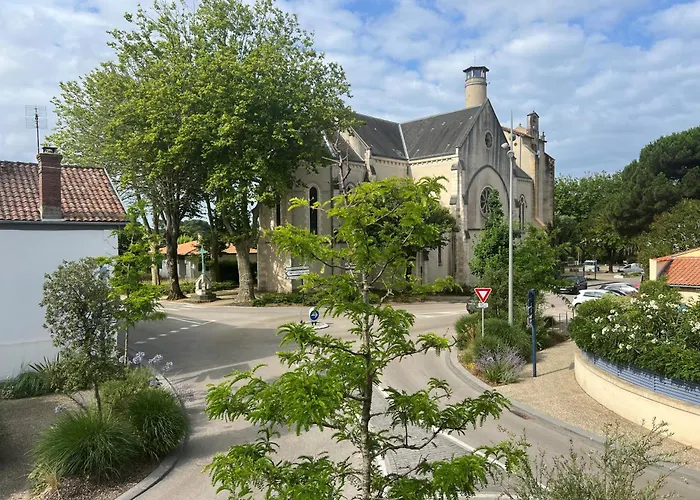 Hotel La Pergola - Centre Ville