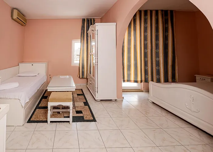 Family Hotel Paros 2