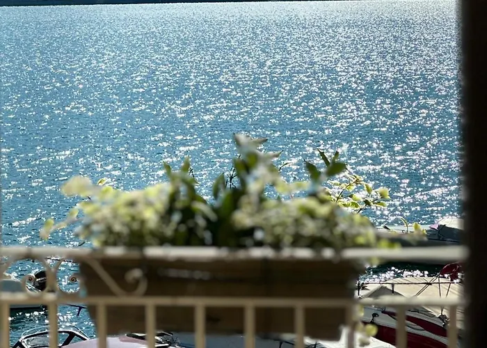 Luxury Suites Rocopom - Lake Front