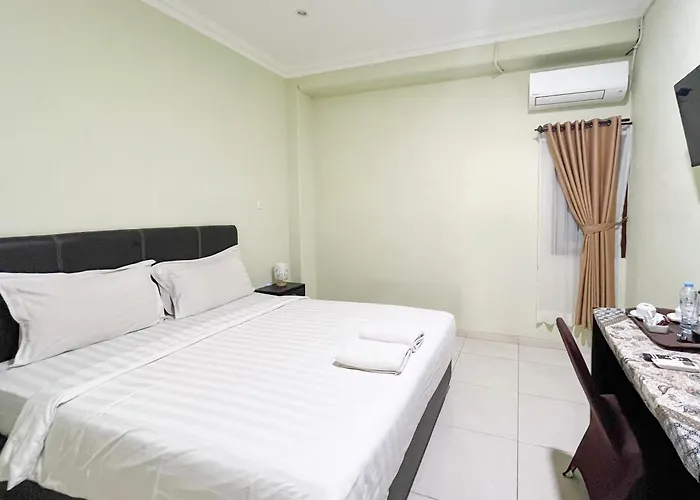 Hotel Permai Syariah Redpartner Sananwetan Blitar