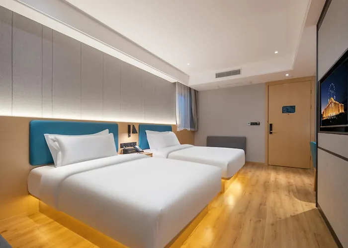 Vyluk Hotel Suzhou Xiangcheng Avenue & Global Harbor
