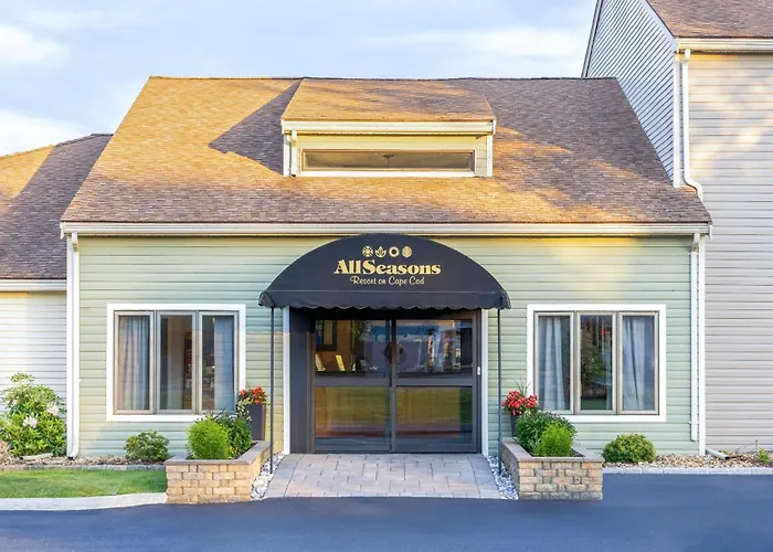 All Seasons Resort, Trademark Collection By Wyndham