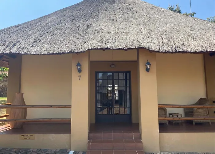 Protea Ridge Guest Cottages And Conference Centre