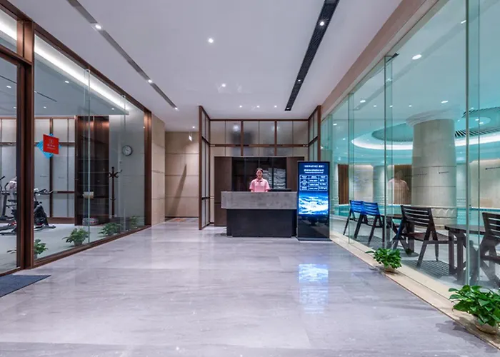 Wyndham Grand Plaza Royale Ningbo