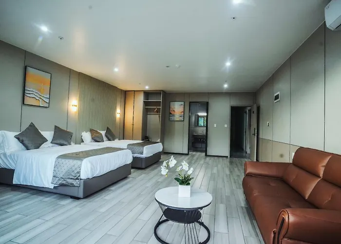 Taufusi Hotel