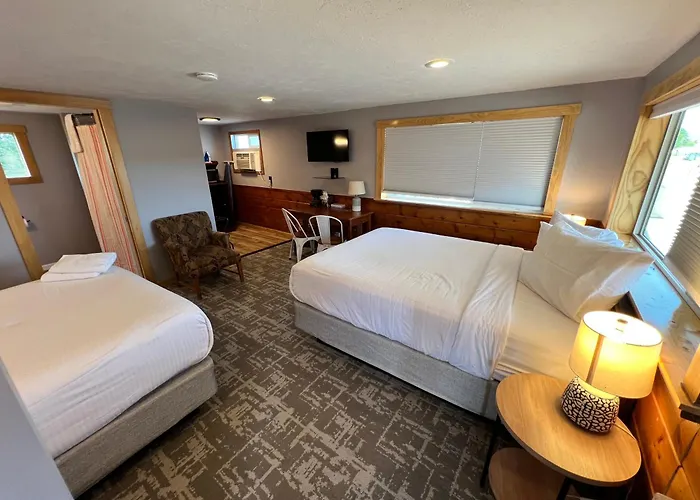Yellowstone Holiday Motel