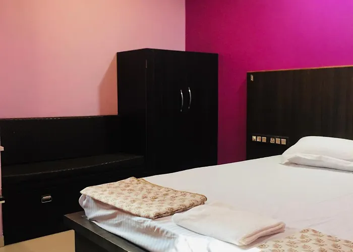 Chanda Palace Guest House