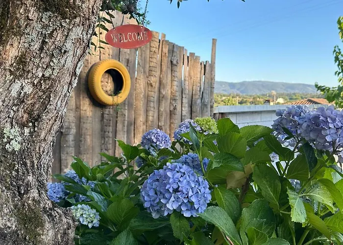 Magnolias Cottage With Jacuzzi And Mountain View