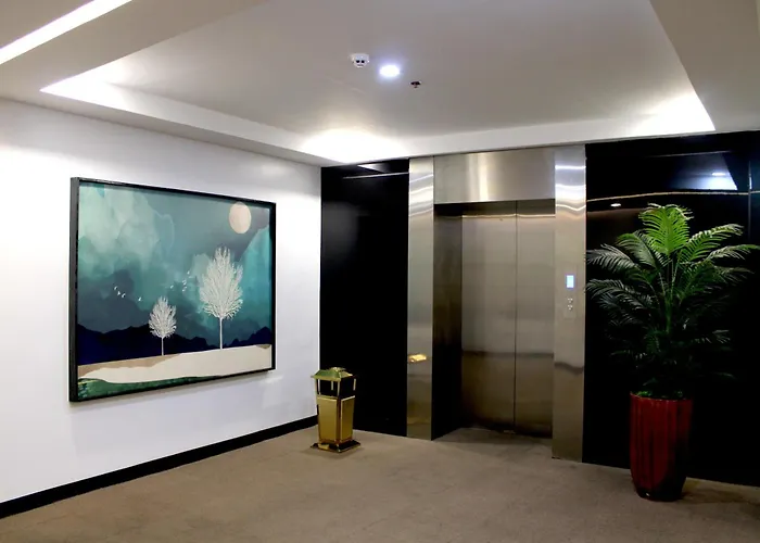 Dancenter Boss Hotel Angeles