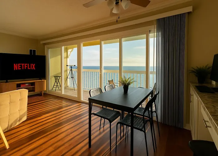 Ocean Haven Beachfront Getaway By Redondo Pier