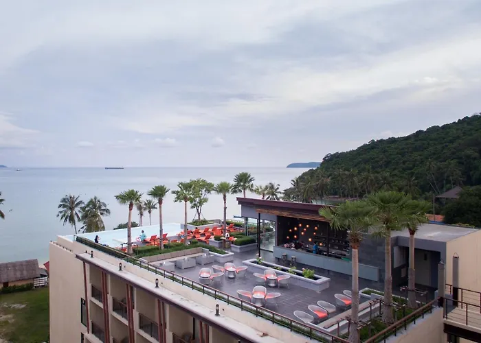 Bandara Beach Resort, Phuket