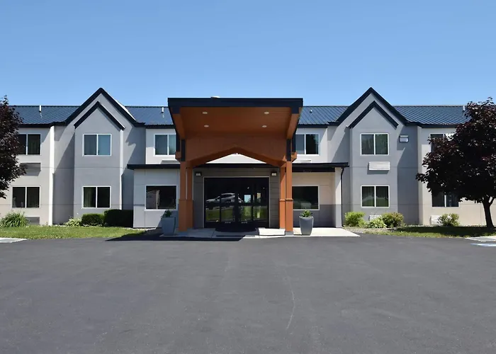 Quality Inn & Suites Watertown Fort Drum