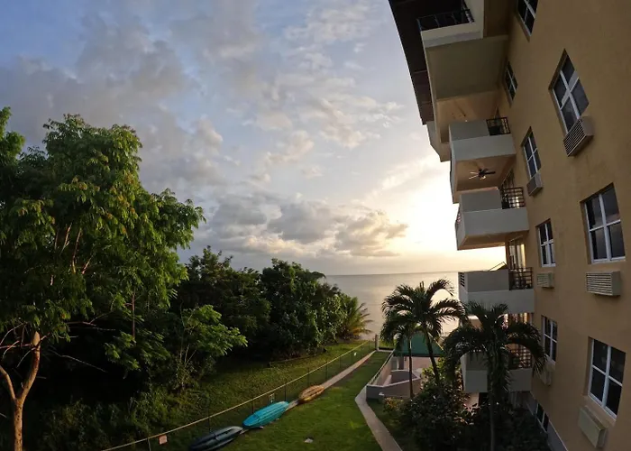 Ocean View, Pool, Gym, Basketball Court, Wifi