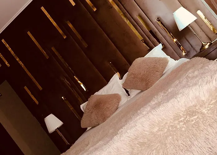 Nowad Hotel
