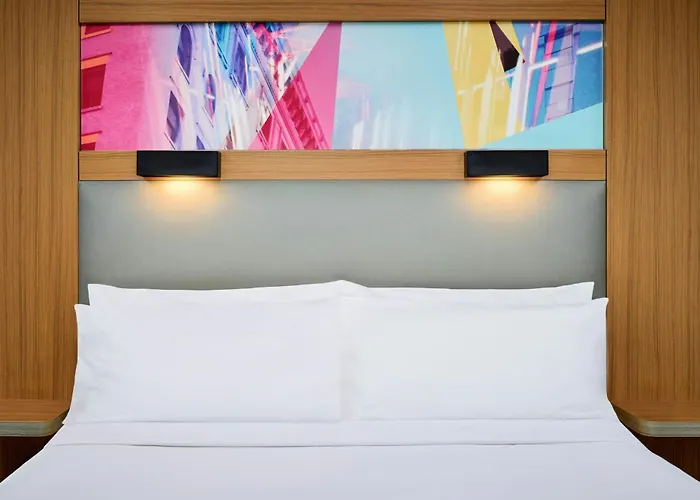 Aloft By Marriott Montreal Airport