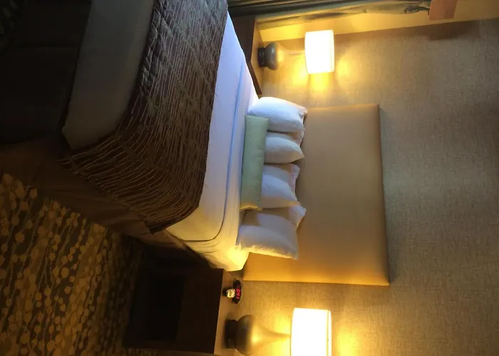 Best Western The Inn & Suites Pacific Grove