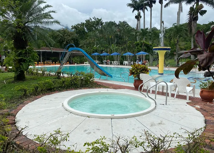 Hotel Hacienda El Diamante