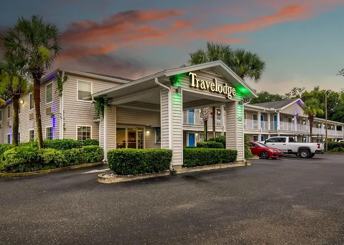 Travelodge Suites By Wyndham Macclenny I-10