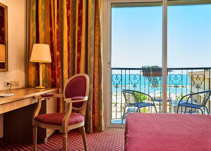 Hotel Bristol