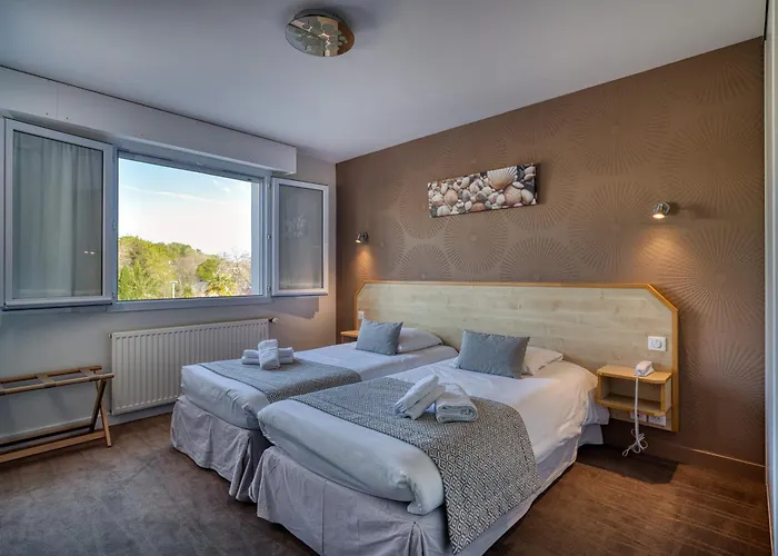 Logis Hotel Belle-Vue