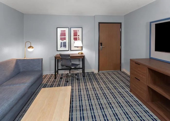 Americinn By Wyndham West Salem
