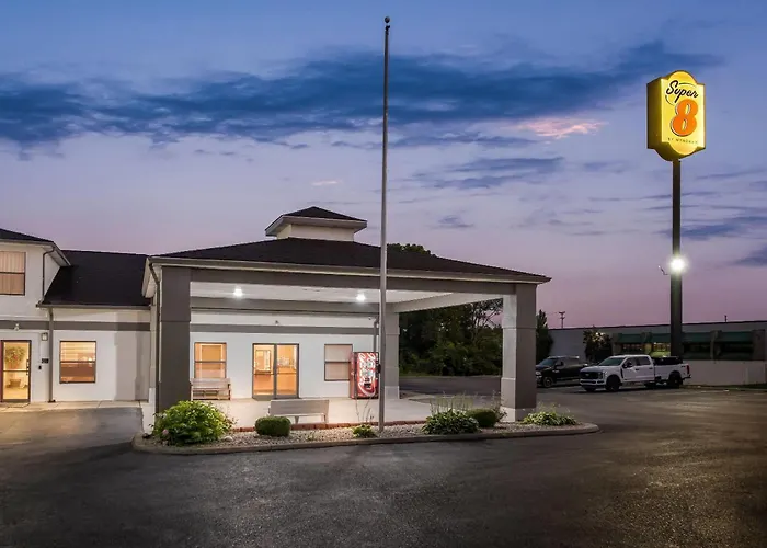 Super 8 By Wyndham Bellefontaine