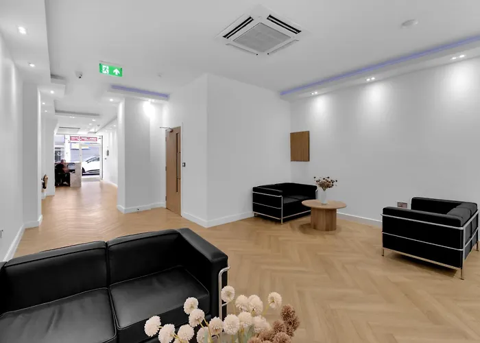 Signature Hotel London