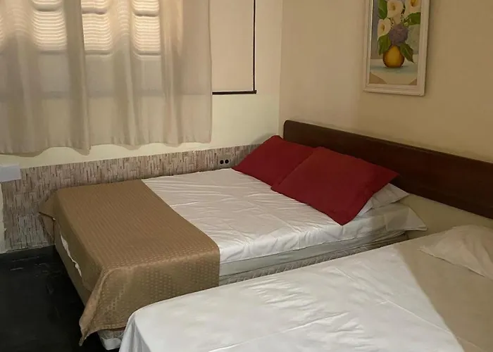 Falcon Hotel
