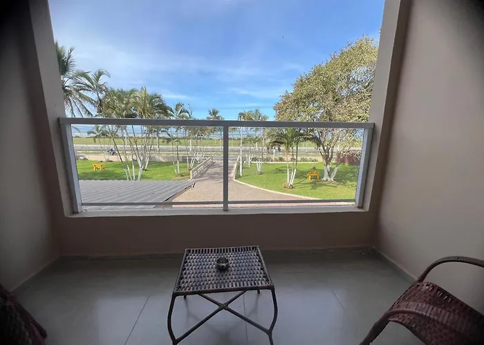 Leviv Praia Hotel